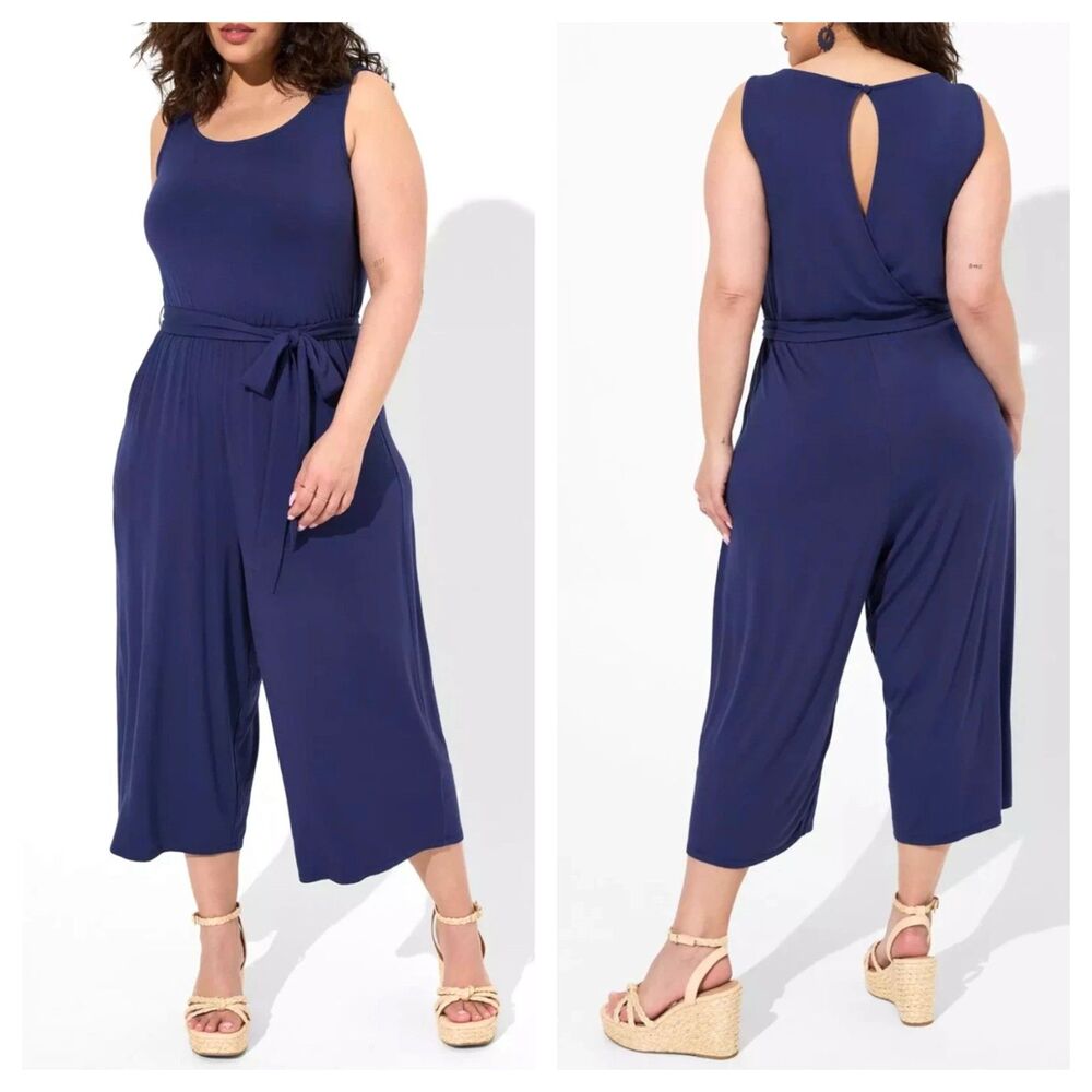 Torrid Super Soft Women Navy Blue Knit Sleeveless Jumper w/Pockets 0/Large/12